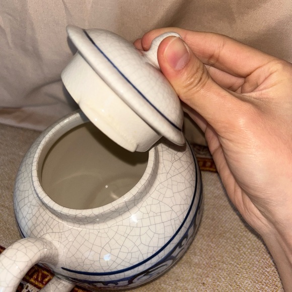 Dedham Pottery The Potting Shed Rabbit EUC Made in USA Teapot and Casserole Dish - Picture 11 of 13